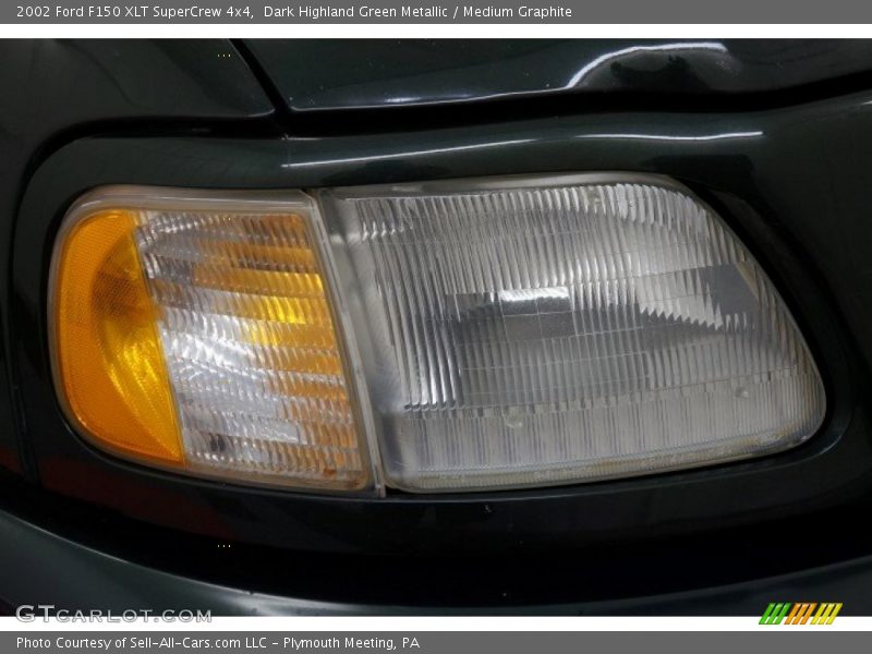 Dark Highland Green Metallic / Medium Graphite 2002 Ford F150 XLT SuperCrew 4x4