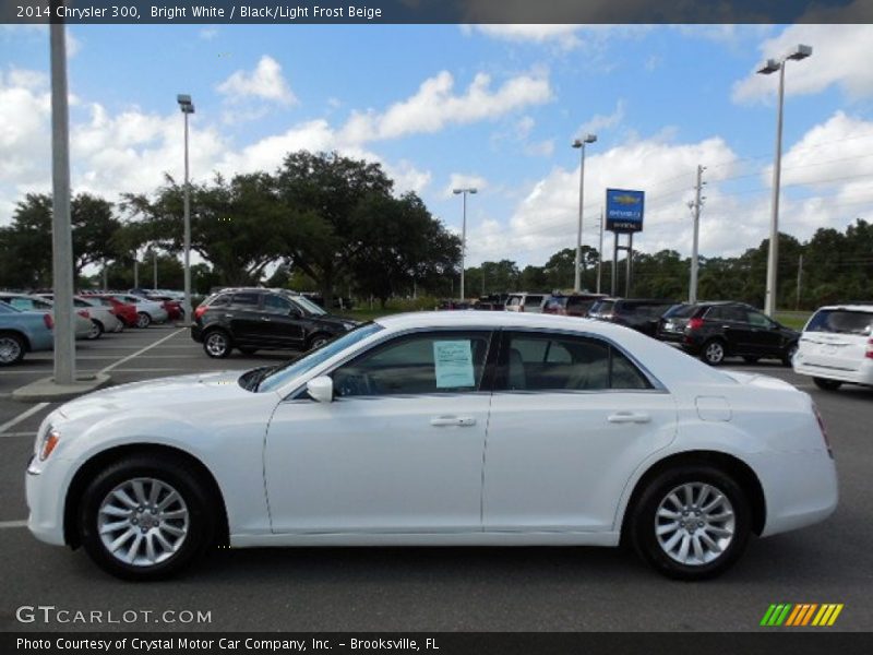 Bright White / Black/Light Frost Beige 2014 Chrysler 300