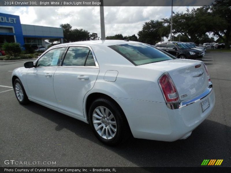 Bright White / Black/Light Frost Beige 2014 Chrysler 300