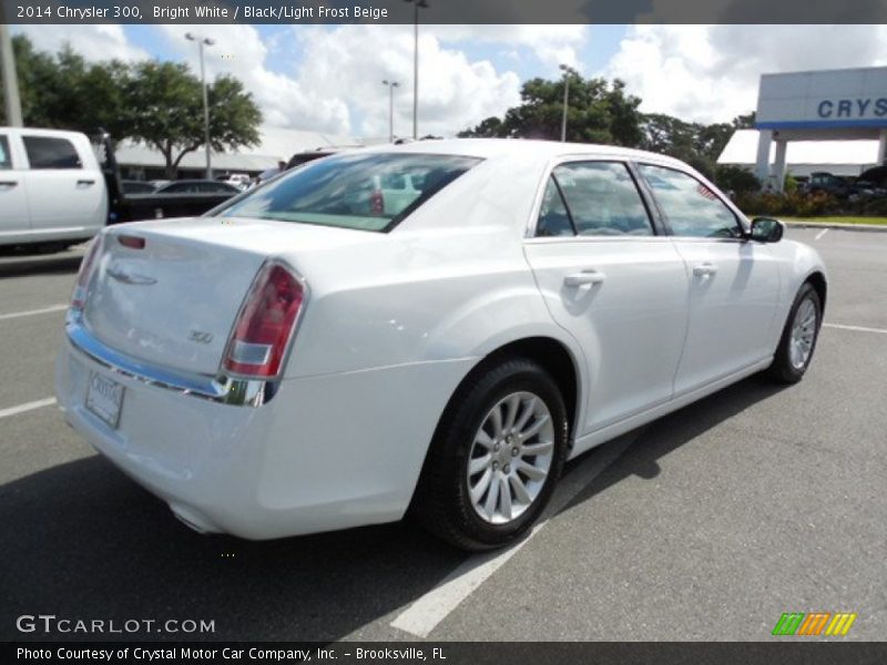 Bright White / Black/Light Frost Beige 2014 Chrysler 300