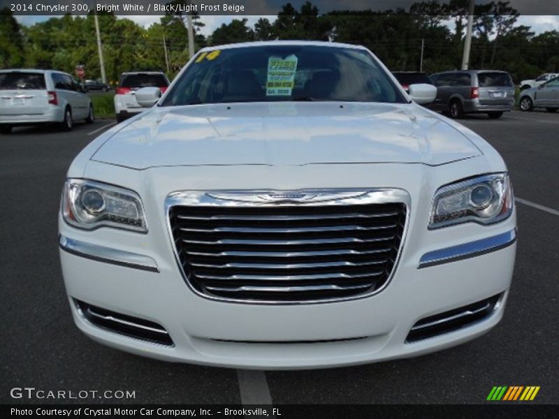 Bright White / Black/Light Frost Beige 2014 Chrysler 300