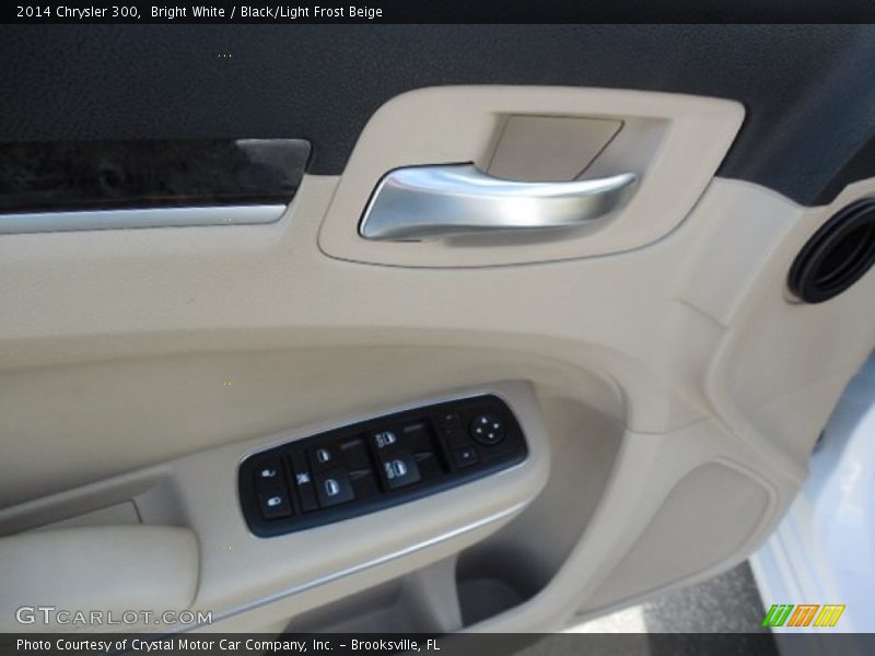 Bright White / Black/Light Frost Beige 2014 Chrysler 300