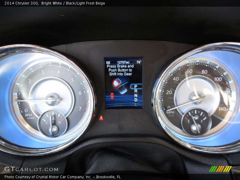 Bright White / Black/Light Frost Beige 2014 Chrysler 300