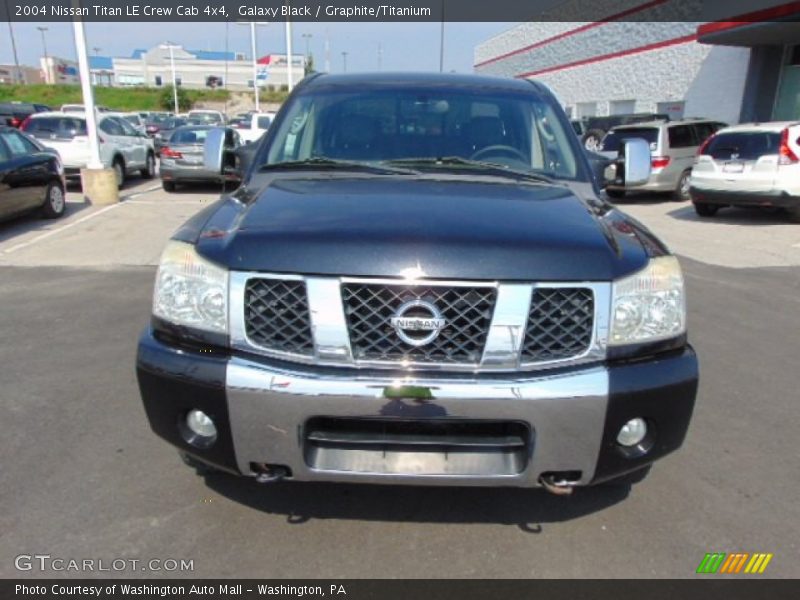 Galaxy Black / Graphite/Titanium 2004 Nissan Titan LE Crew Cab 4x4