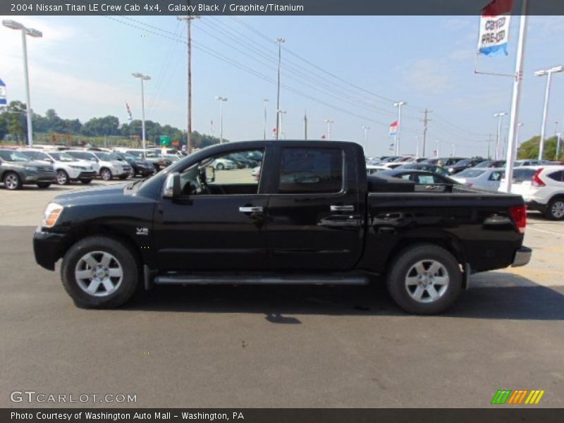 Galaxy Black / Graphite/Titanium 2004 Nissan Titan LE Crew Cab 4x4