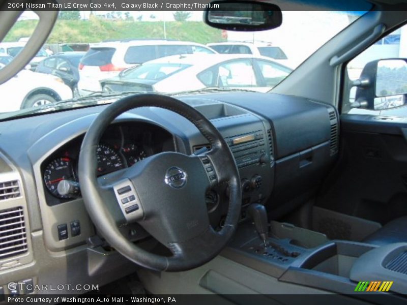 Galaxy Black / Graphite/Titanium 2004 Nissan Titan LE Crew Cab 4x4