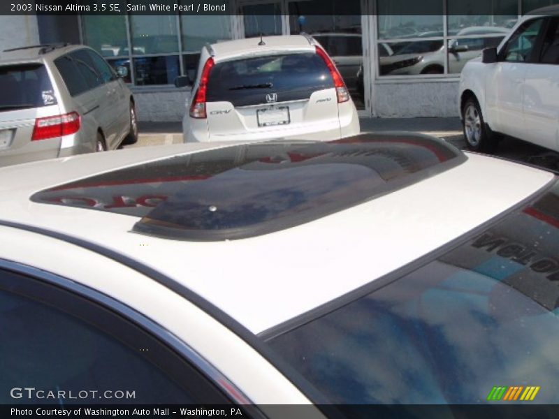 Satin White Pearl / Blond 2003 Nissan Altima 3.5 SE
