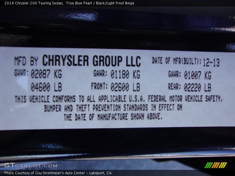 True Blue Pearl / Black/Light Frost Beige 2014 Chrysler 200 Touring Sedan