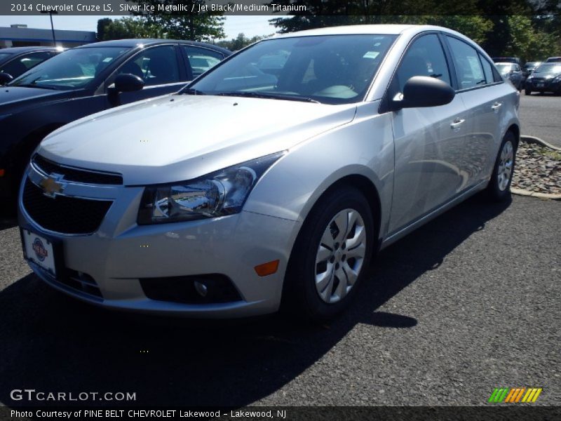 Silver Ice Metallic / Jet Black/Medium Titanium 2014 Chevrolet Cruze LS