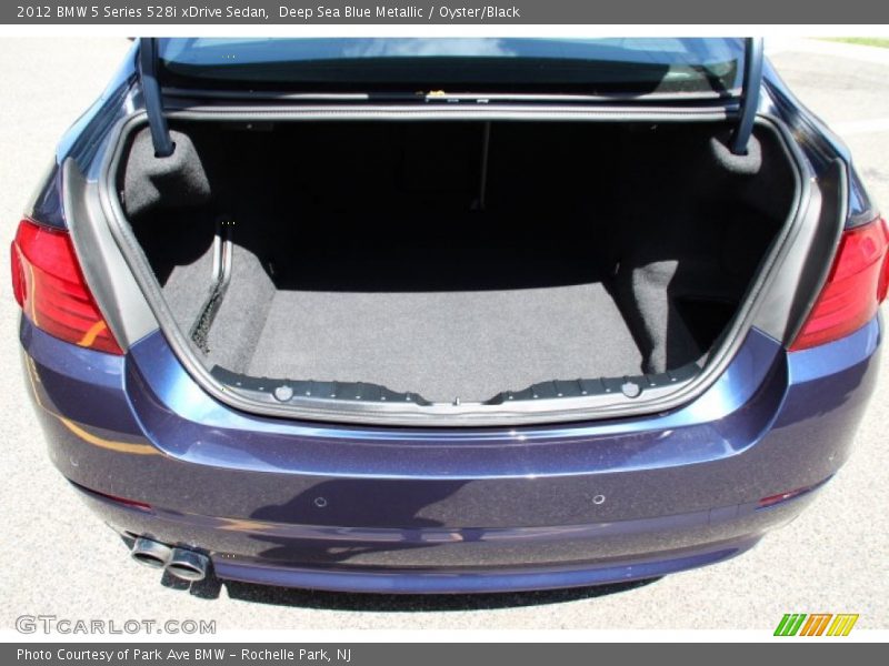 Deep Sea Blue Metallic / Oyster/Black 2012 BMW 5 Series 528i xDrive Sedan