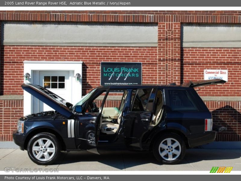 Adriatic Blue Metallic / Ivory/Aspen 2005 Land Rover Range Rover HSE