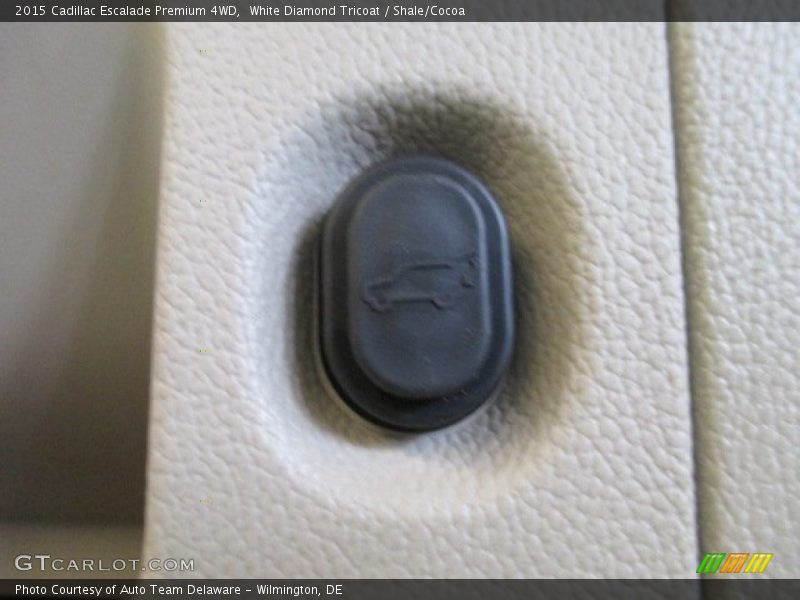 White Diamond Tricoat / Shale/Cocoa 2015 Cadillac Escalade Premium 4WD