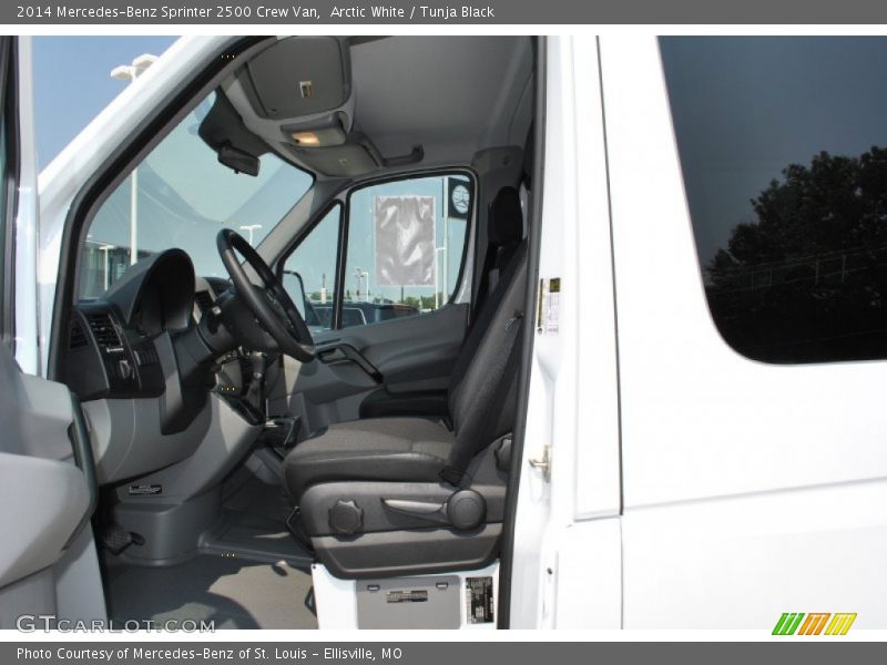 Arctic White / Tunja Black 2014 Mercedes-Benz Sprinter 2500 Crew Van