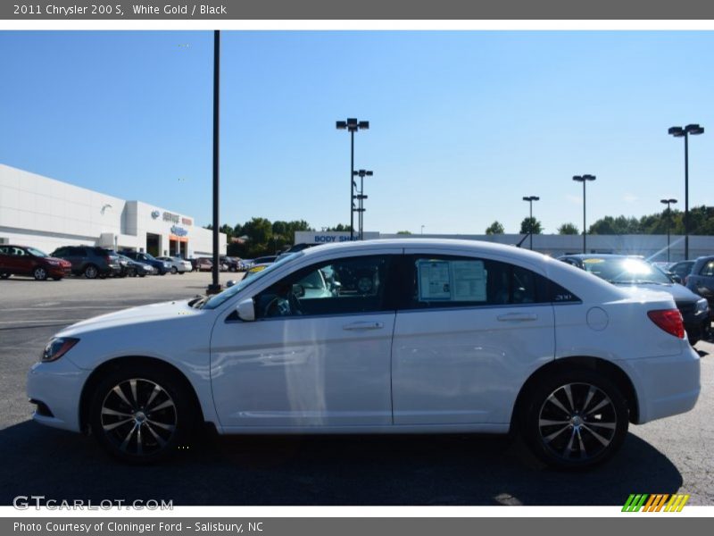 White Gold / Black 2011 Chrysler 200 S