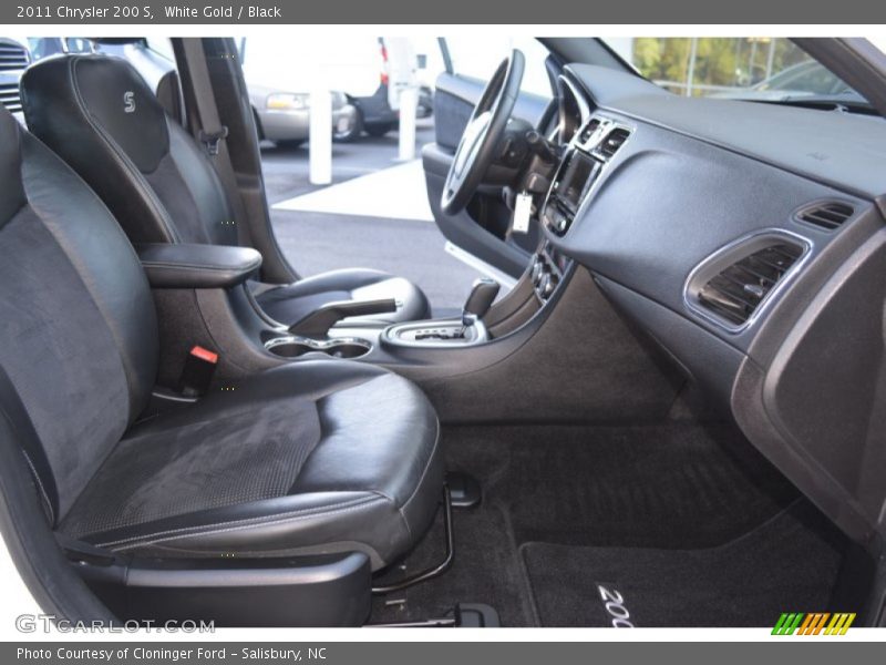 White Gold / Black 2011 Chrysler 200 S