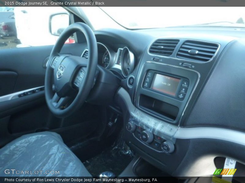 Granite Crystal Metallic / Black 2015 Dodge Journey SE