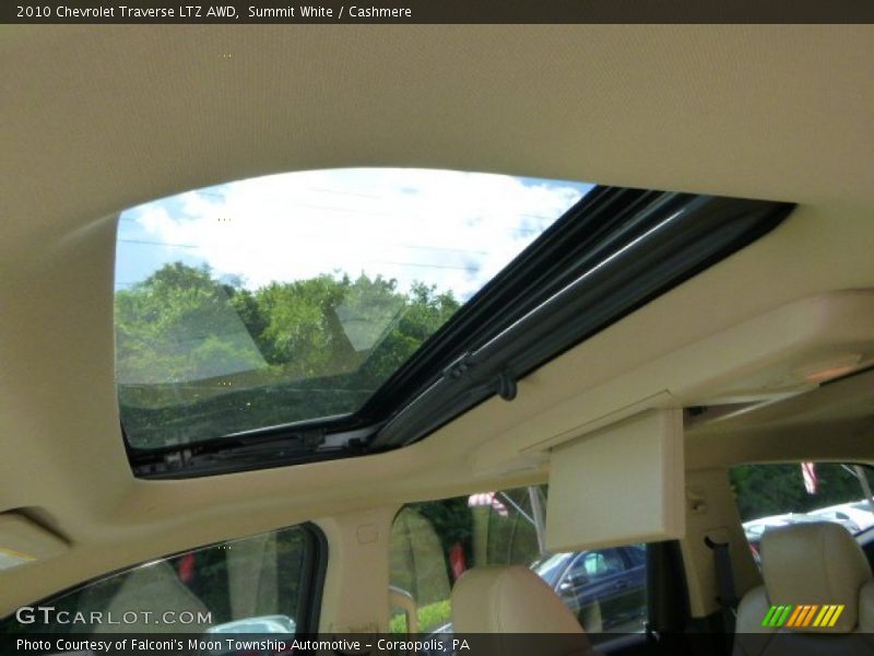 Summit White / Cashmere 2010 Chevrolet Traverse LTZ AWD