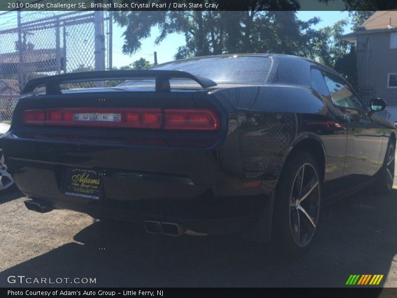 Brilliant Black Crystal Pearl / Dark Slate Gray 2010 Dodge Challenger SE