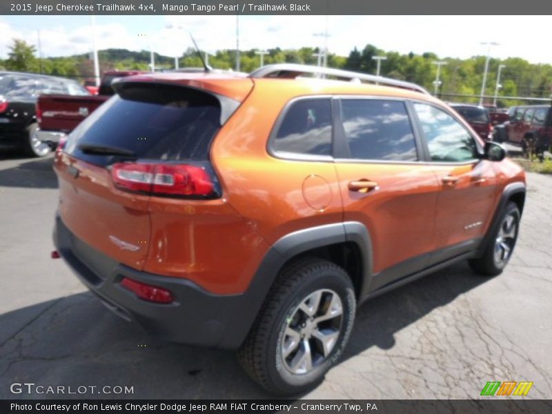 Mango Tango Pearl / Trailhawk Black 2015 Jeep Cherokee Trailhawk 4x4