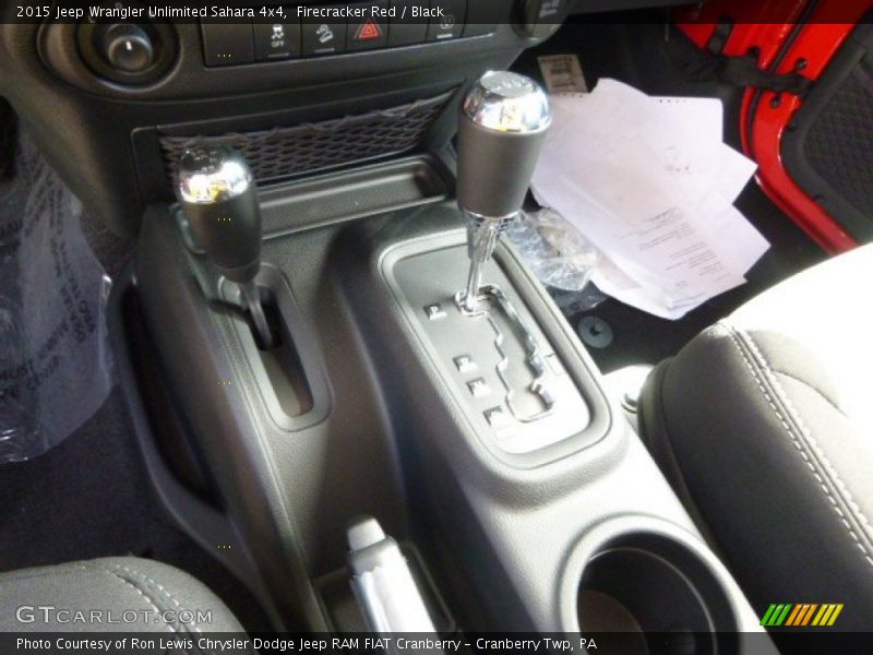  2015 Wrangler Unlimited Sahara 4x4 6 Speed Manual Shifter