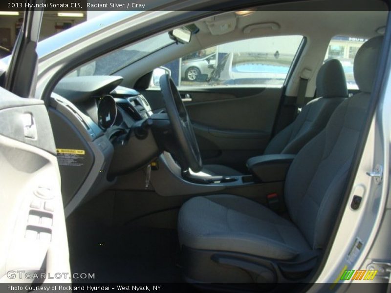 Radiant Silver / Gray 2013 Hyundai Sonata GLS