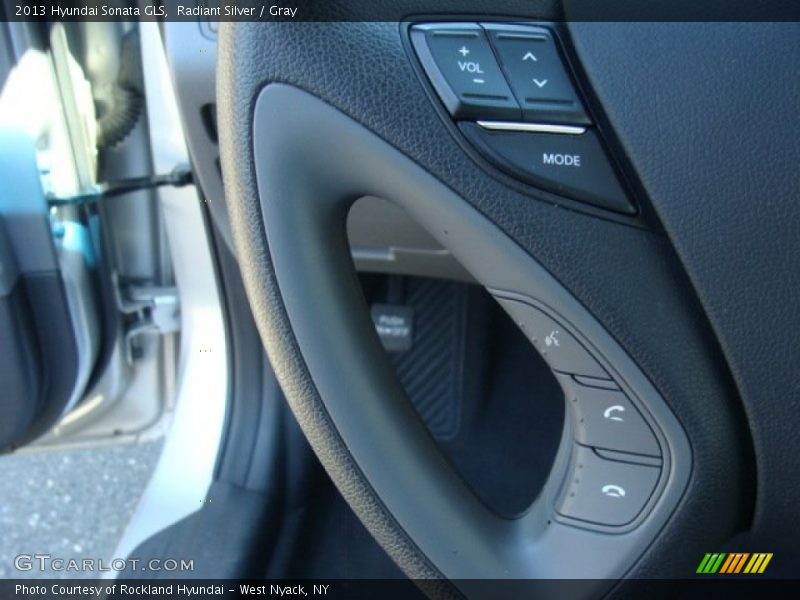 Radiant Silver / Gray 2013 Hyundai Sonata GLS