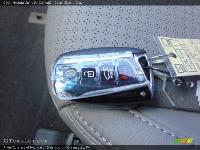 Keys of 2014 Santa Fe GLS AWD