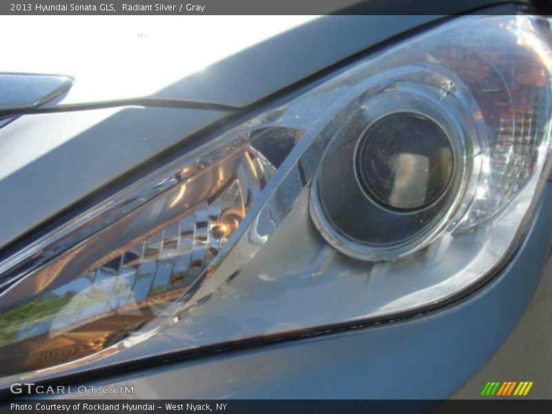 Radiant Silver / Gray 2013 Hyundai Sonata GLS