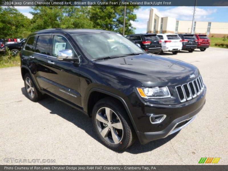 Brilliant Black Crystal Pearl / New Zealand Black/Light Frost 2014 Jeep Grand Cherokee Limited 4x4