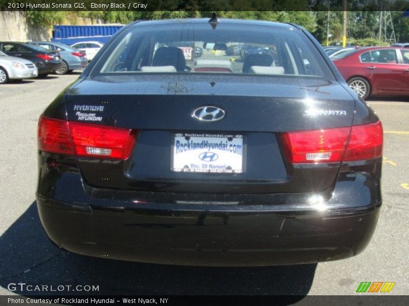 Ebony Black / Gray 2010 Hyundai Sonata GLS