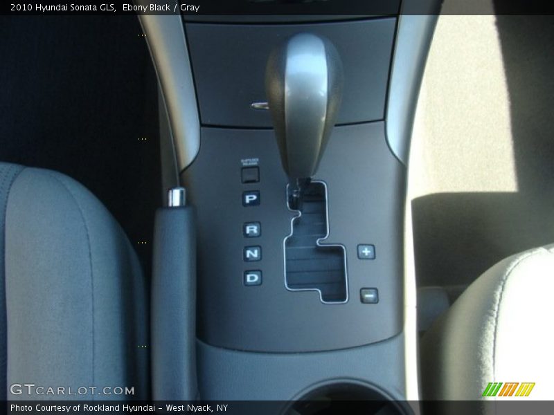 Ebony Black / Gray 2010 Hyundai Sonata GLS