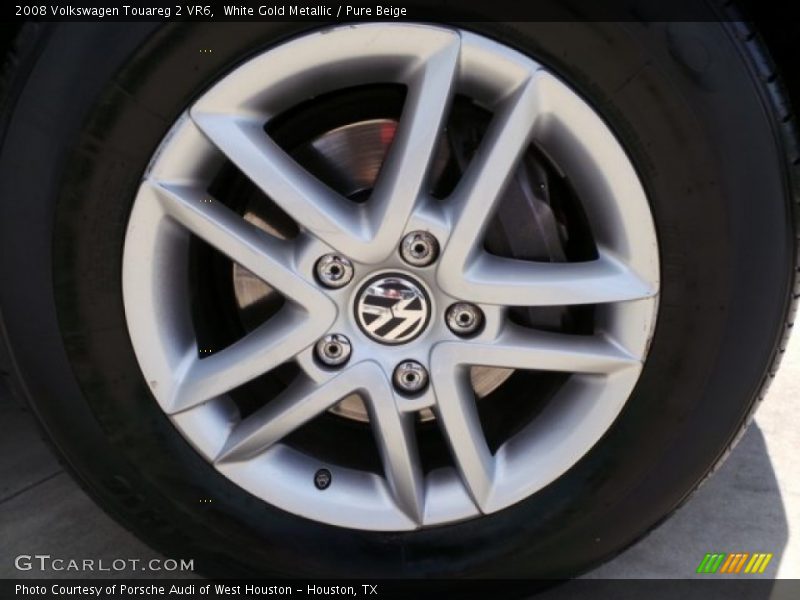 White Gold Metallic / Pure Beige 2008 Volkswagen Touareg 2 VR6