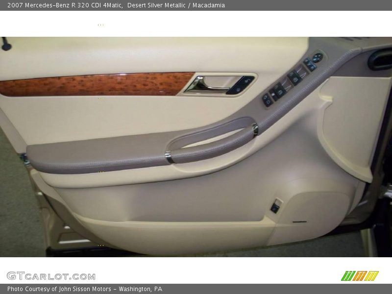 Desert Silver Metallic / Macadamia 2007 Mercedes-Benz R 320 CDI 4Matic