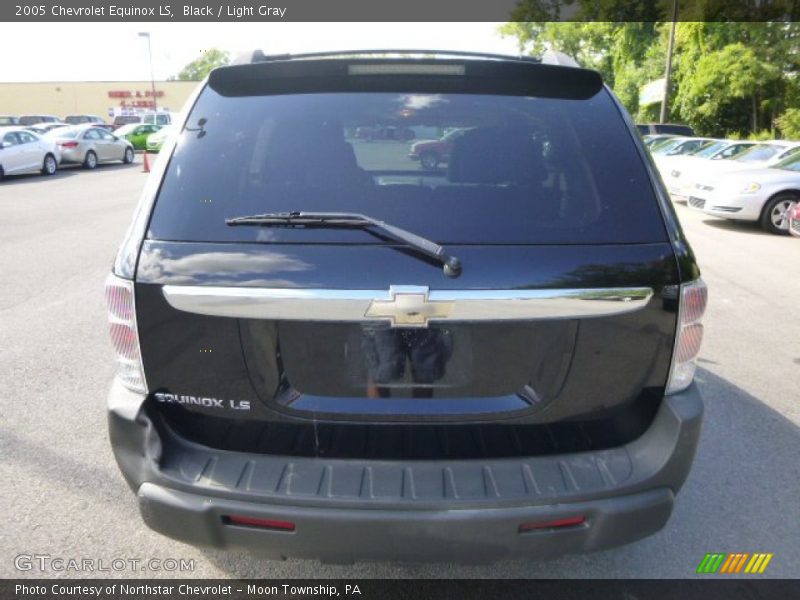 Black / Light Gray 2005 Chevrolet Equinox LS