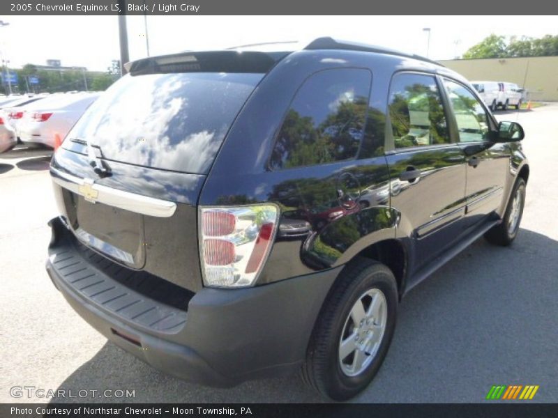 Black / Light Gray 2005 Chevrolet Equinox LS