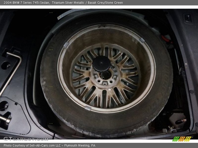 Titanium Silver Metallic / Basalt Grey/Stone Green 2004 BMW 7 Series 745i Sedan