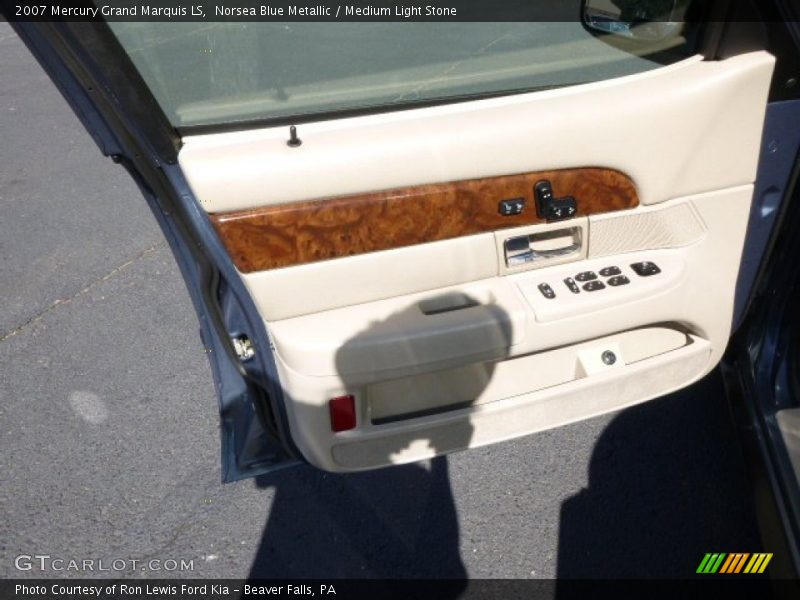 Norsea Blue Metallic / Medium Light Stone 2007 Mercury Grand Marquis LS