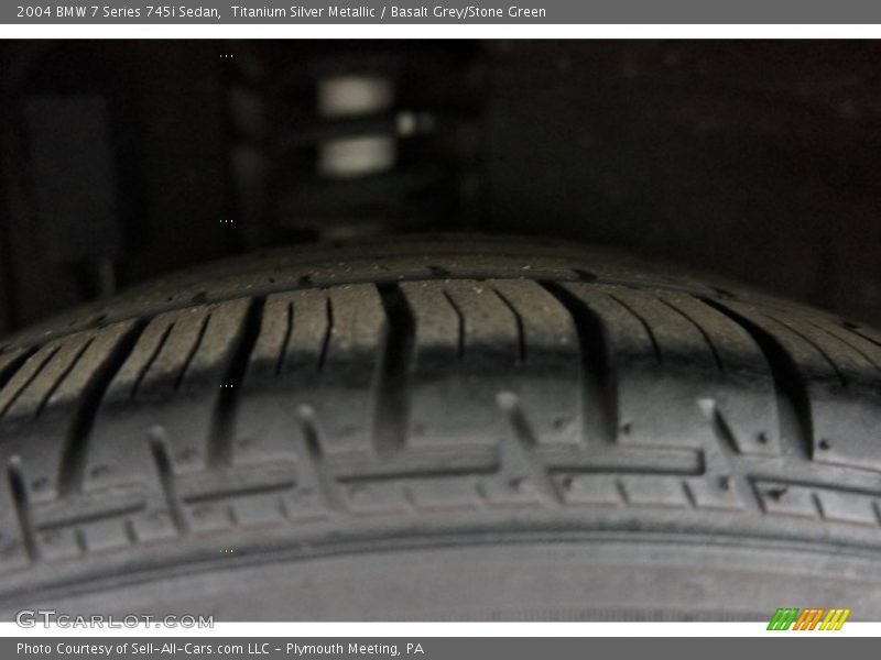 Titanium Silver Metallic / Basalt Grey/Stone Green 2004 BMW 7 Series 745i Sedan