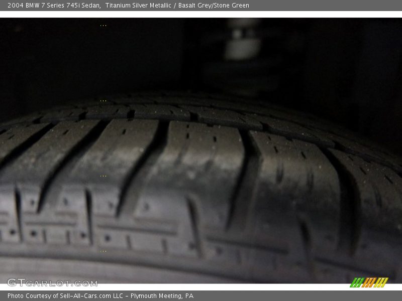 Titanium Silver Metallic / Basalt Grey/Stone Green 2004 BMW 7 Series 745i Sedan