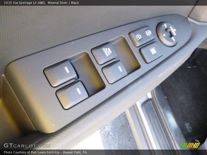 Mineral Silver / Black 2015 Kia Sportage LX AWD