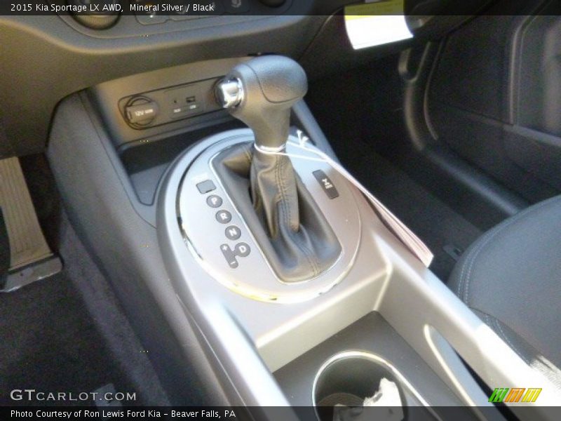 Mineral Silver / Black 2015 Kia Sportage LX AWD