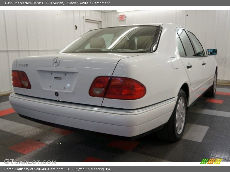 Glacier White / Parchment 1999 Mercedes-Benz E 320 Sedan