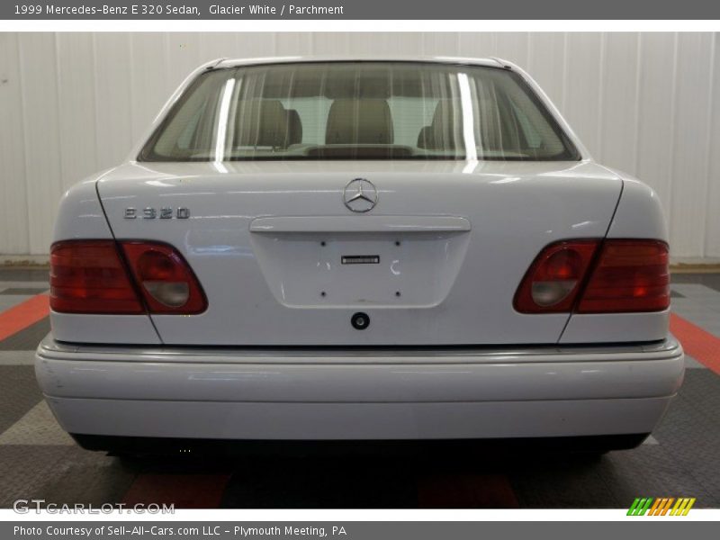 Glacier White / Parchment 1999 Mercedes-Benz E 320 Sedan