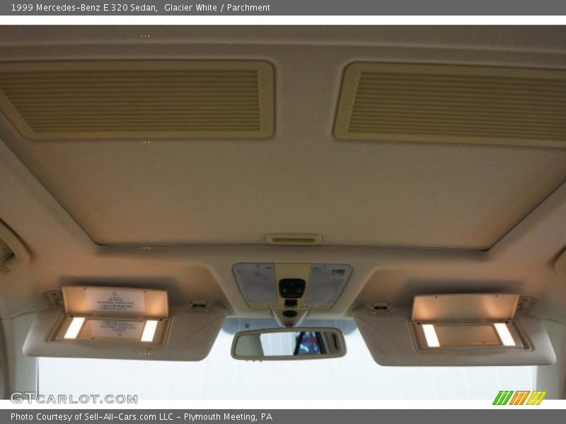 Glacier White / Parchment 1999 Mercedes-Benz E 320 Sedan
