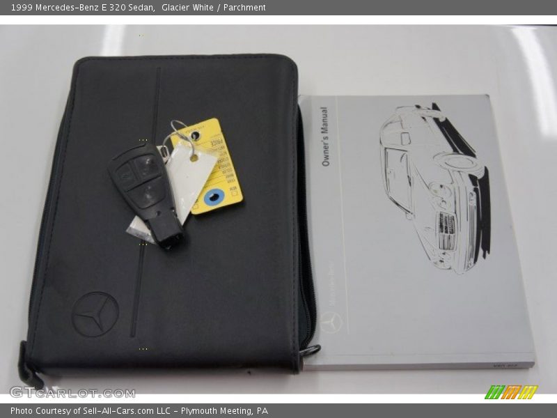 Glacier White / Parchment 1999 Mercedes-Benz E 320 Sedan