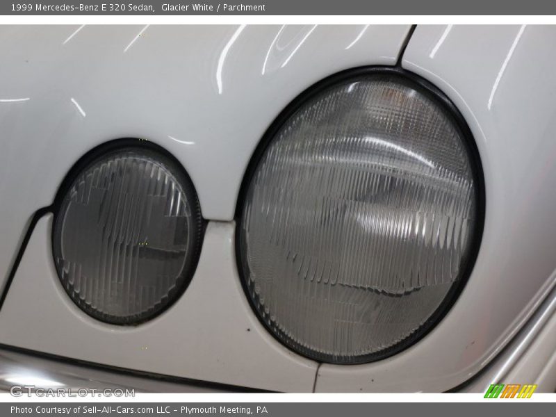 Glacier White / Parchment 1999 Mercedes-Benz E 320 Sedan