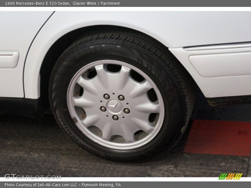 Glacier White / Parchment 1999 Mercedes-Benz E 320 Sedan
