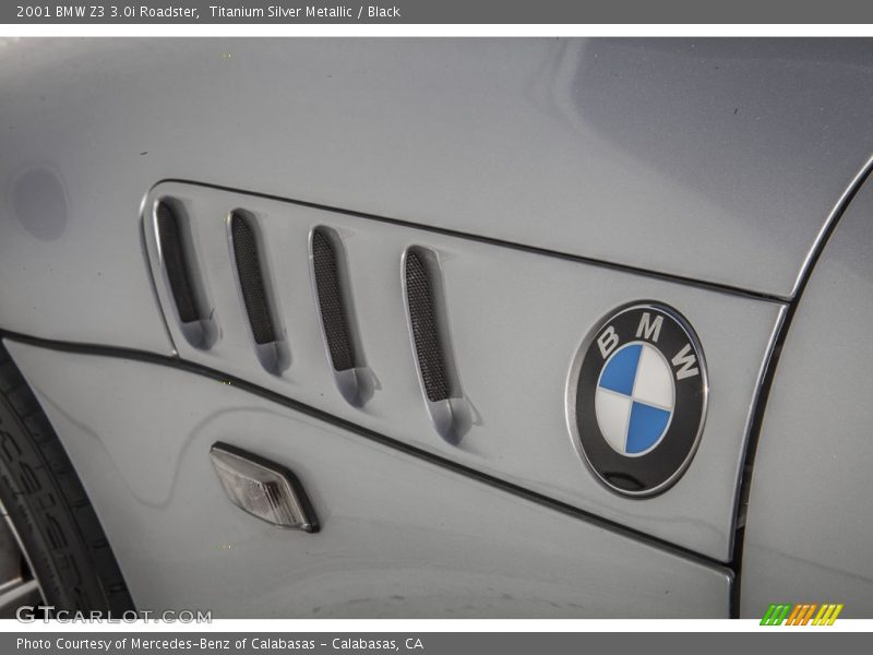 Titanium Silver Metallic / Black 2001 BMW Z3 3.0i Roadster