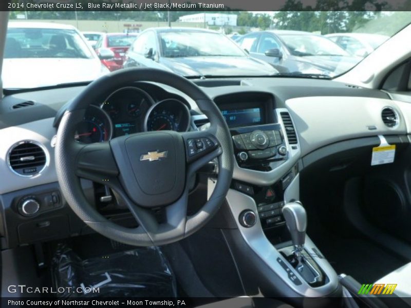Blue Ray Metallic / Jet Black/Medium Titanium 2014 Chevrolet Cruze LS
