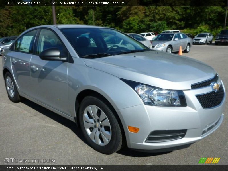 Silver Ice Metallic / Jet Black/Medium Titanium 2014 Chevrolet Cruze LS